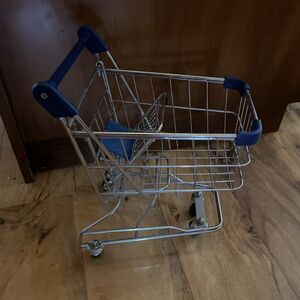 Heavy Duty Metal Miniature Shopping Cart play toy